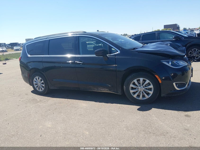 CHRYSLER PACIFICA - zdjęcie 13