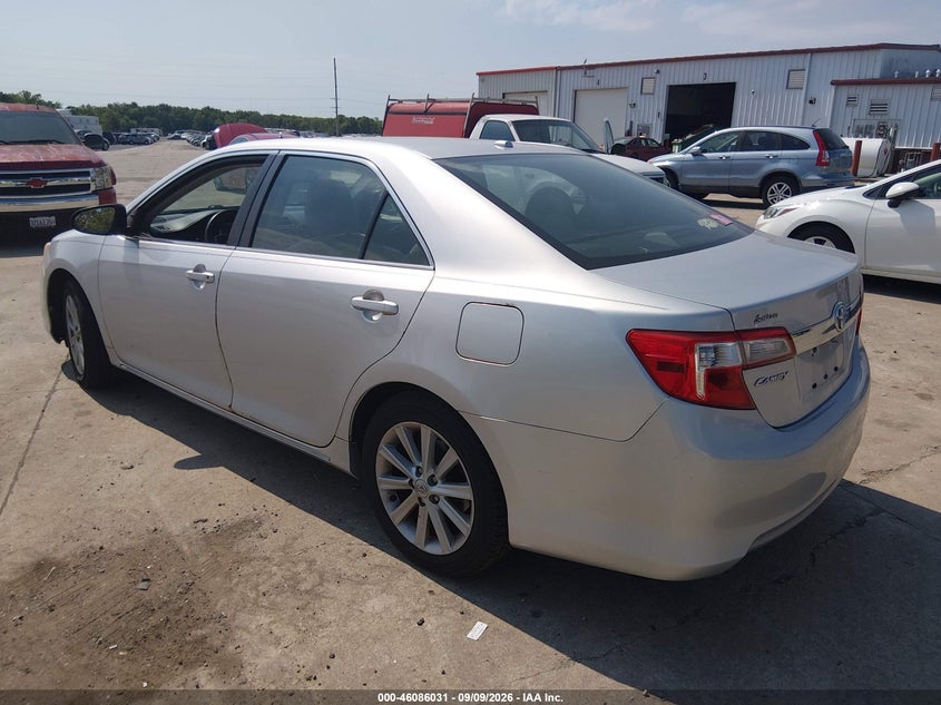 Vin: 4t1bf1fk1eu730047, lot: 46585638, toyota camry xle 20143