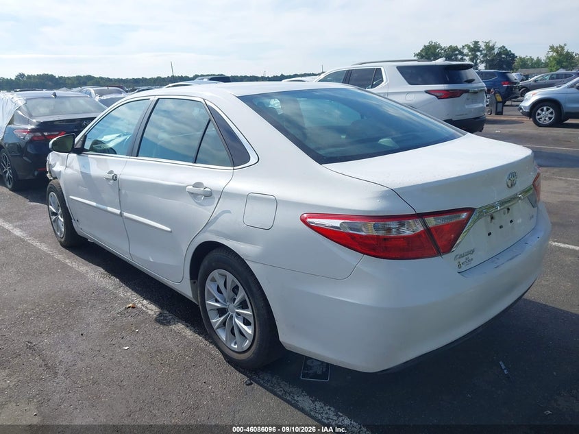 Vin: 4t1bf1fk7hu797482, lot: 46585703, toyota camry le 20173