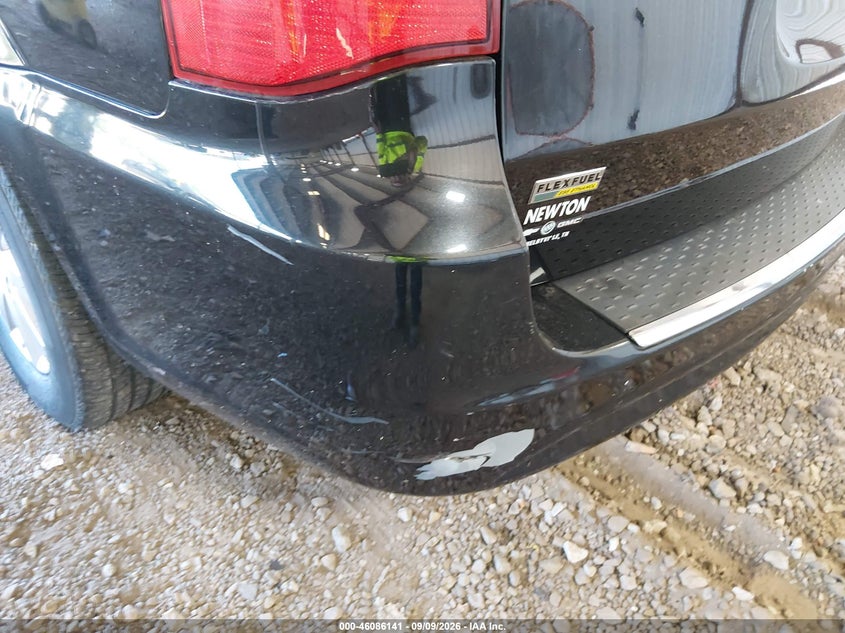 2015 CHRYSLER TOWN & COUNTRY auction photo 6