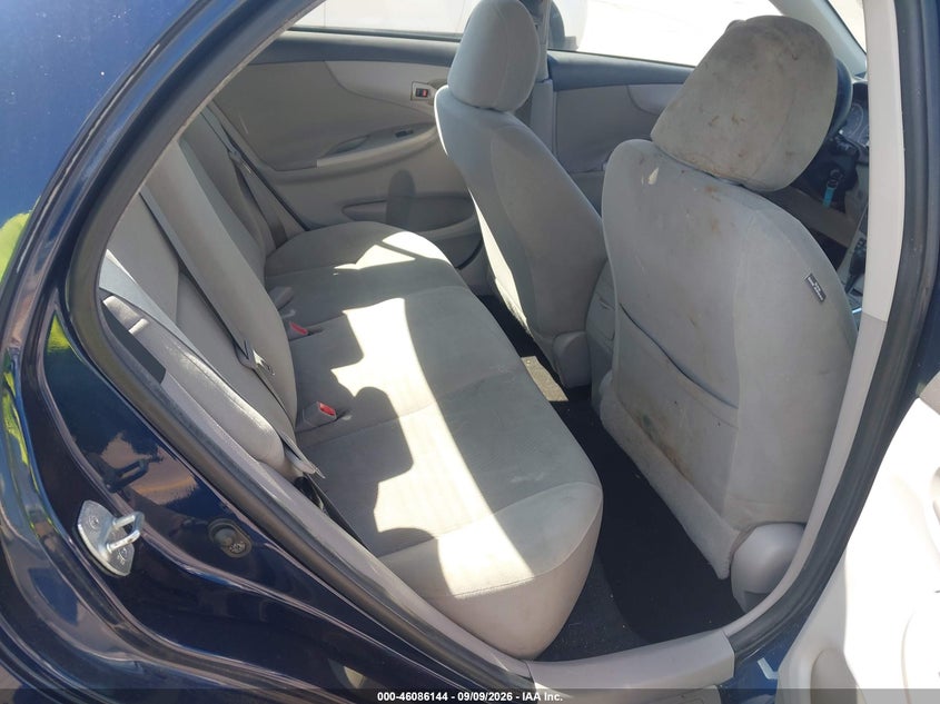 2013 TOYOTA COROLLA auction photo 8