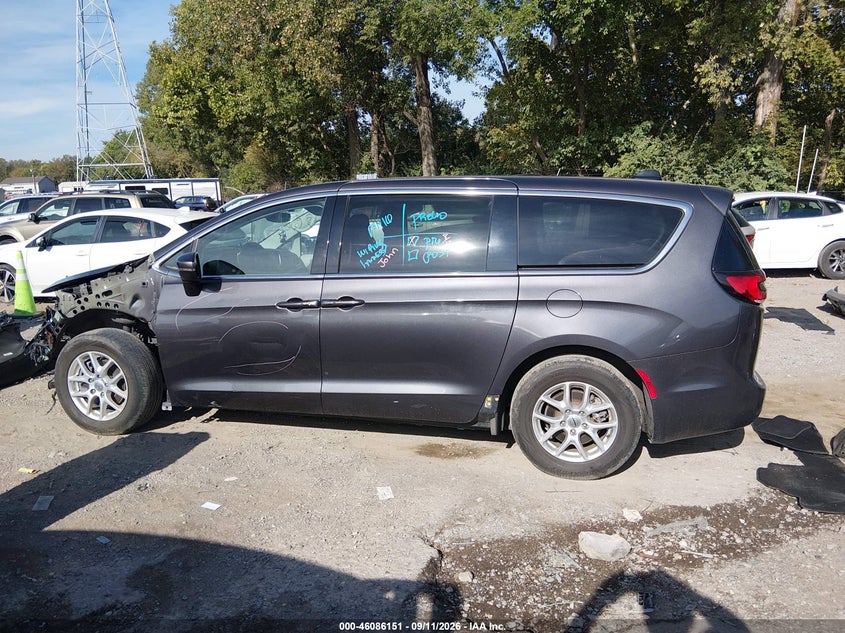 CHRYSLER PACIFICA - zdjęcie 15