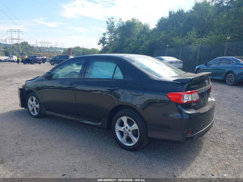Vin: 2t1bu4ee4cc763352, lot: 46585828, toyota corolla s 20123