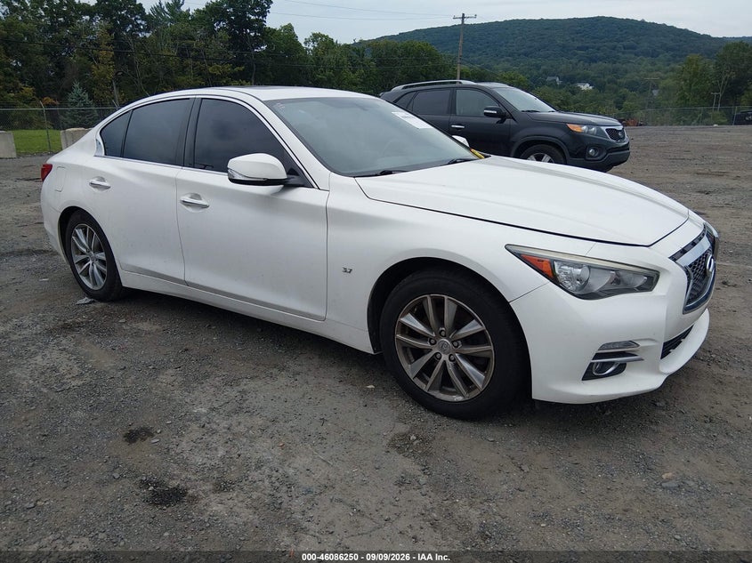 2015 INFINITI Q50 auction photo 1
