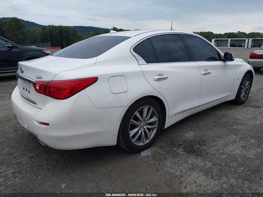 2015 INFINITI Q50 auction photo 4