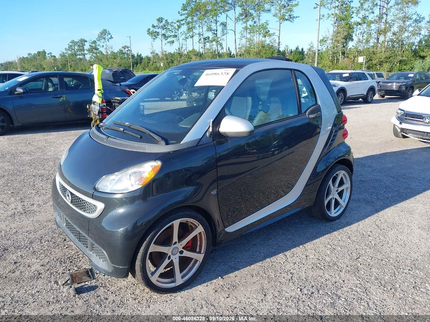 2013 SMART FORTWO auction photo 2