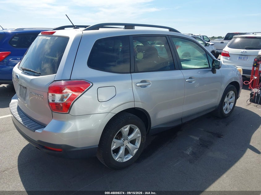 2014 SUBARU FORESTER auction photo 4
