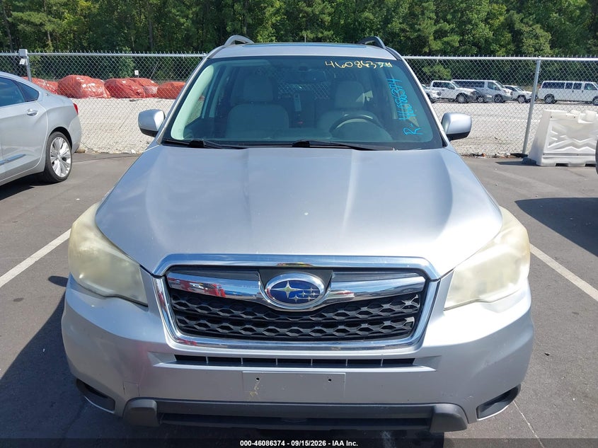 2014 SUBARU FORESTER auction photo 6