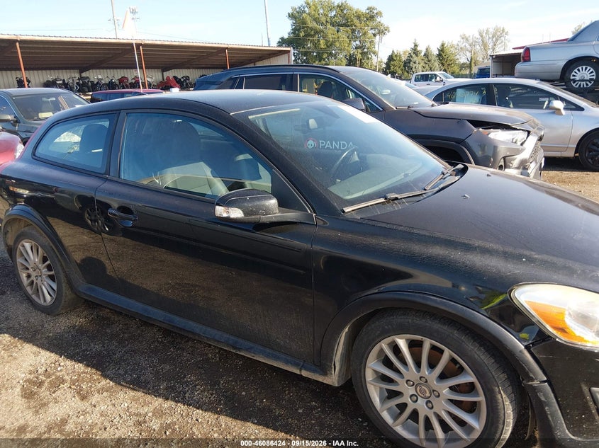 2011 VOLVO C30 T5/T5 R-DESIGN · Photo 13