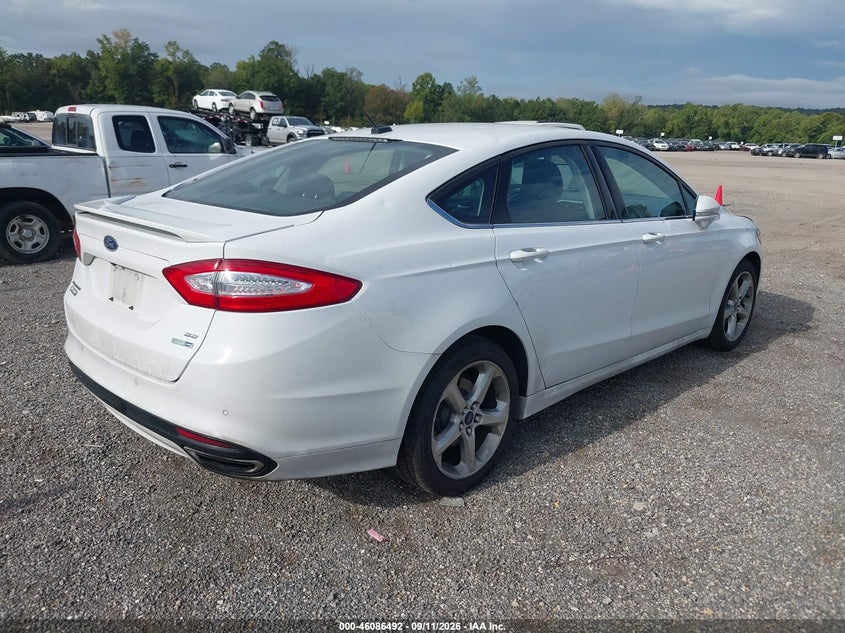 2016 FORD FUSION auction photo 4