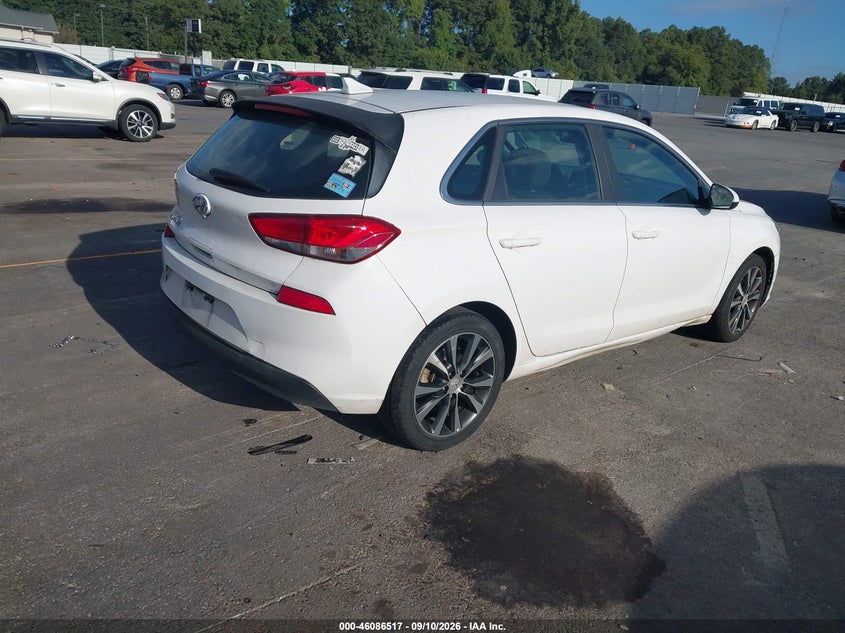 2018 HYUNDAI ELANTRA GT auction photo 4