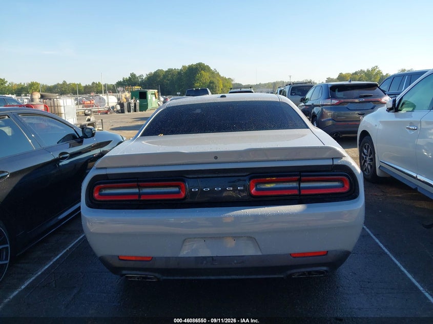 DODGE CHALLENGER - zdjęcie 17