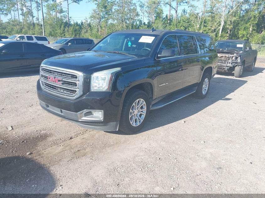 2016 GMC YUKON XL auction photo 2