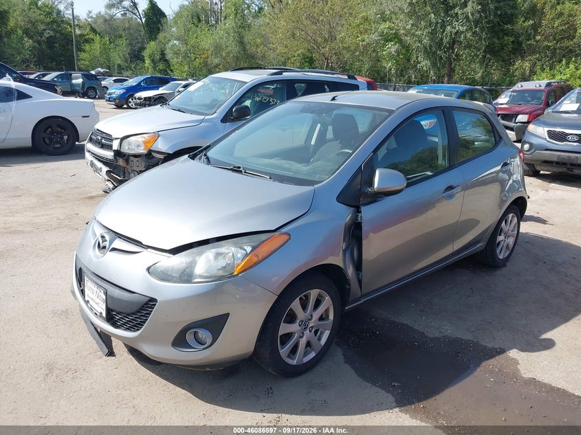 Vin: jm1de1ly0d0158273, lot: 46586204, mazda mazda2 touring 20132