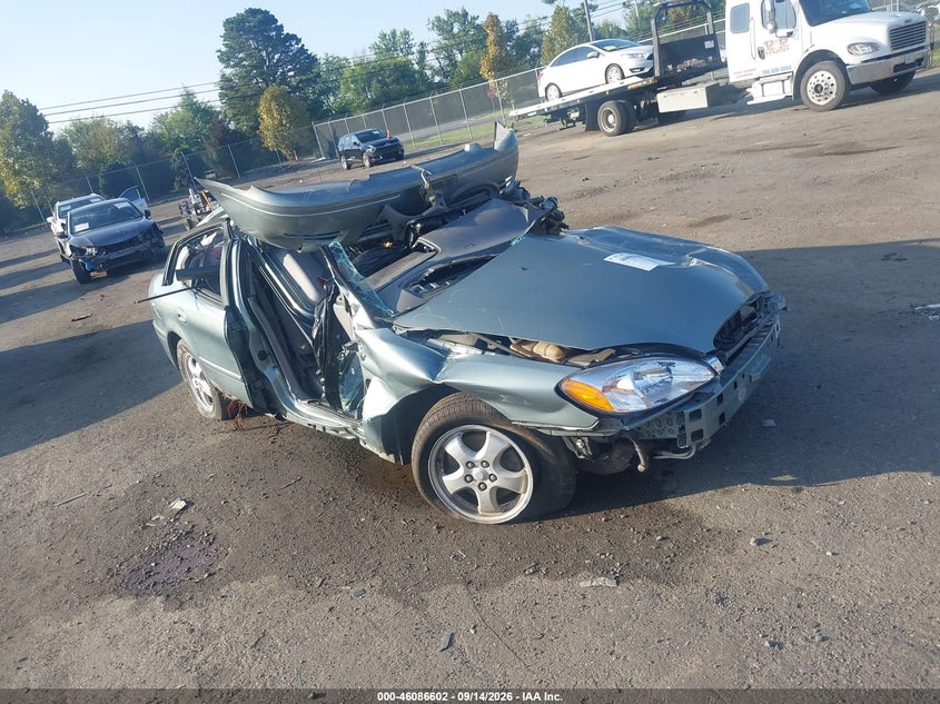 2005 Ford Taurus SE