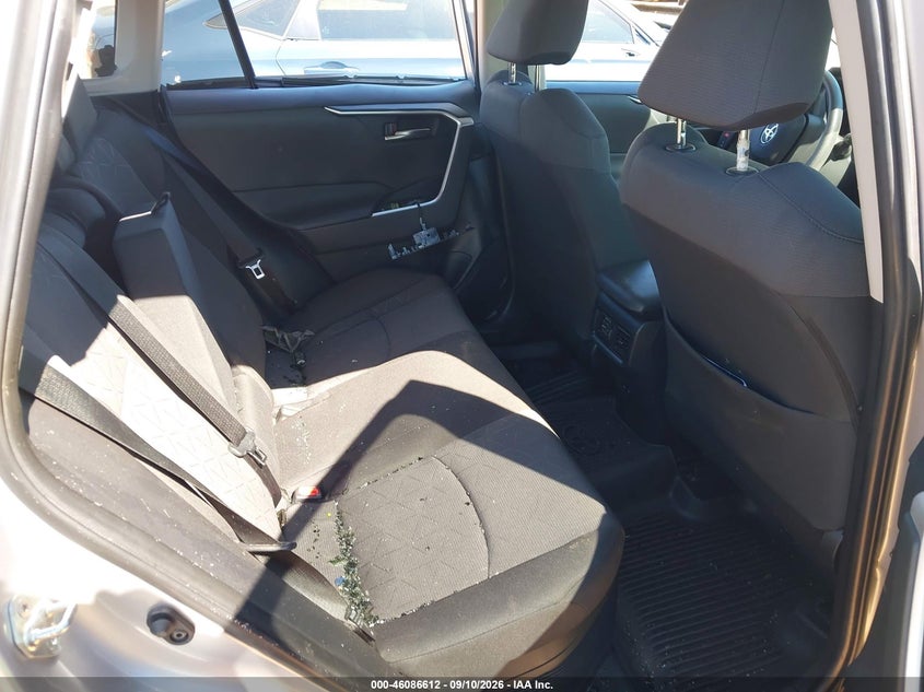 TOYOTA RAV4 HYBRID 2024 VIN JTMRWRFV1RJ059806