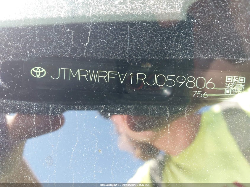 TOYOTA RAV4 HYBRID 2024 VIN JTMRWRFV1RJ059806