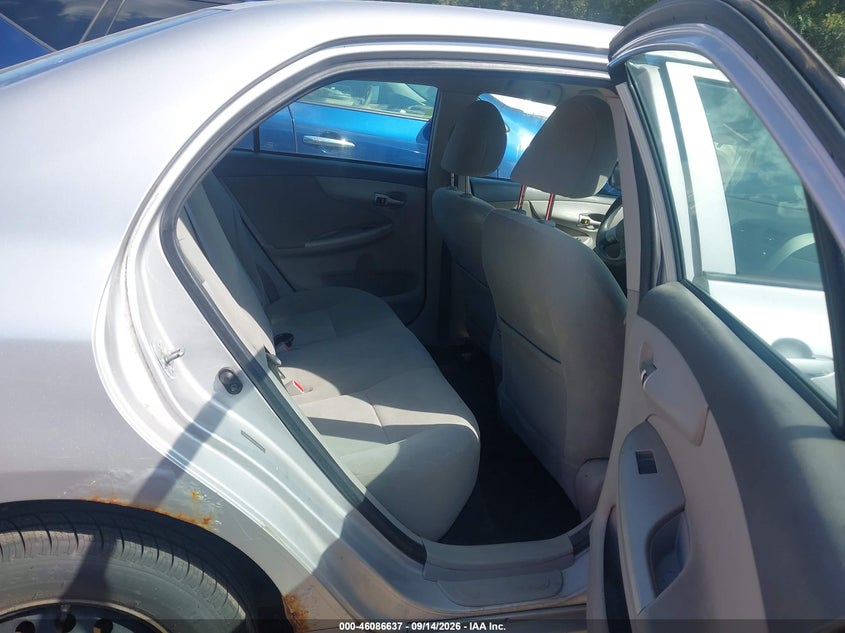 2010 TOYOTA COROLLA auction photo 8
