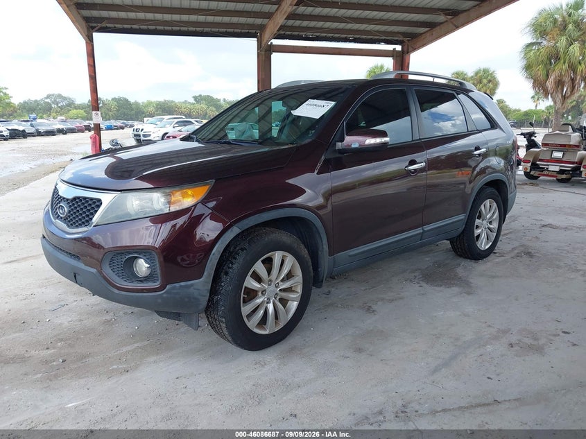2011 KIA SORENTO auction photo 2
