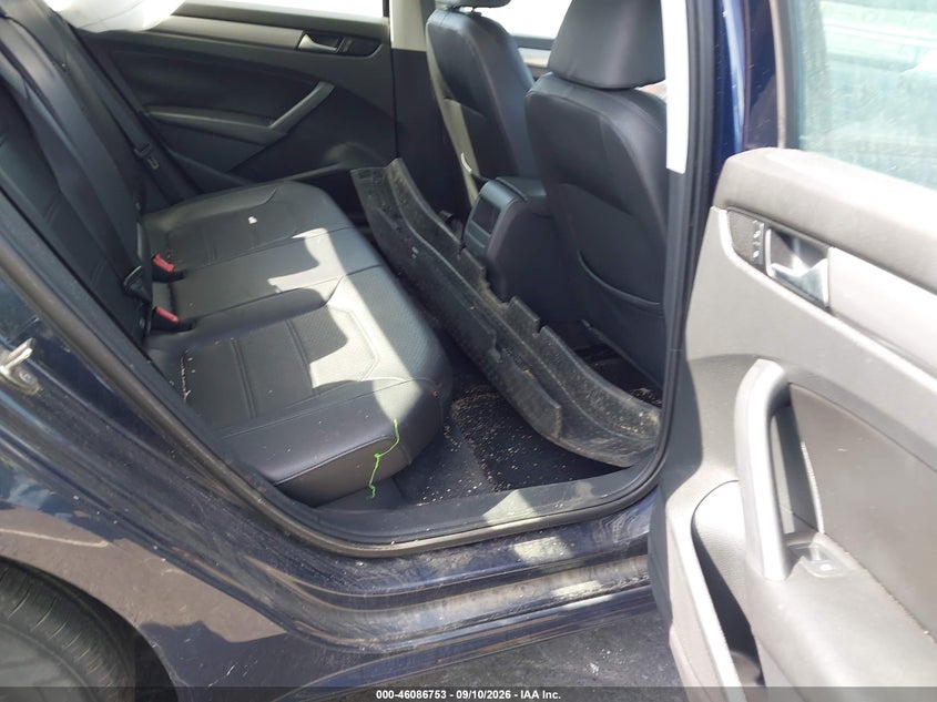 VOLKSWAGEN PASSAT 2015 VIN 1VWAT7A3XFC073619