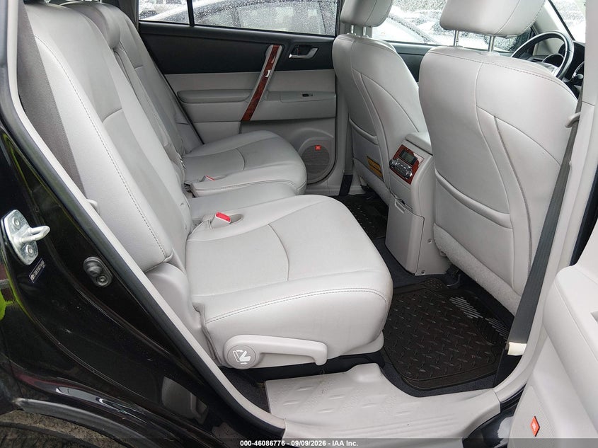 TOYOTA HIGHLANDER 2012 VIN 5TDDK3EHXCS144068