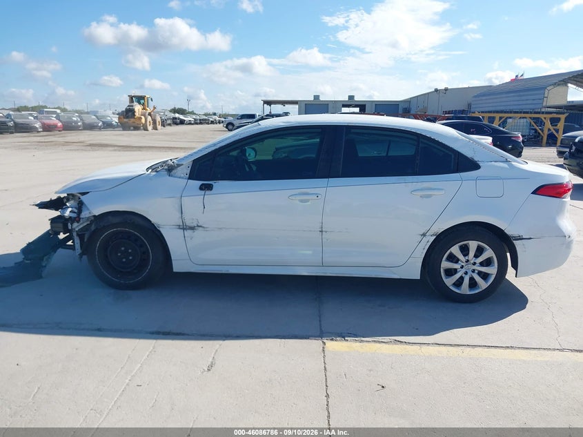 TOYOTA COROLLA - zdjęcie 15