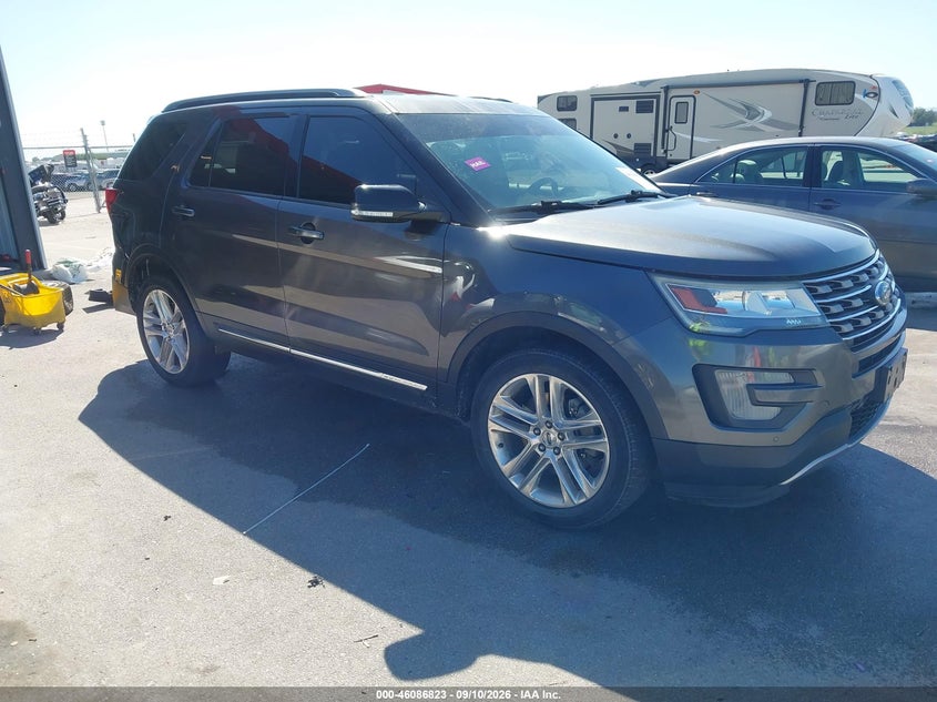 Vin: 1fm5k8d80hgb52812, lot: 46586430, ford explorer xlt 2017 img_1