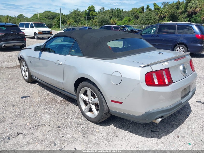 Vin: 1zvbp8fh4a5105478, lot: 46586460, ford mustang gt premium 20103