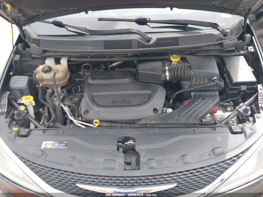 CHRYSLER PACIFICA 2020 VIN 2C4RC1GG3LR181273