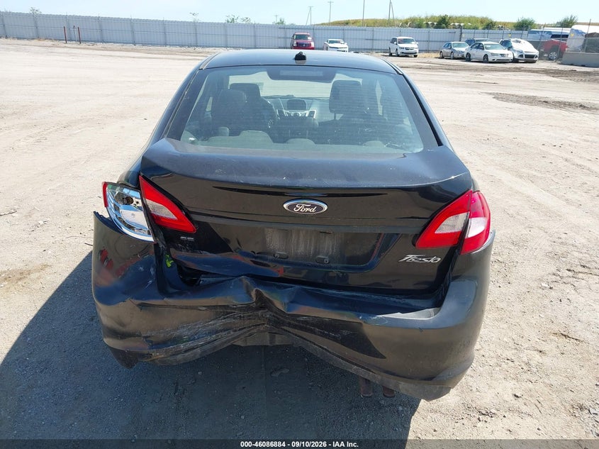 2012 FORD FIESTA SE · Фото 16