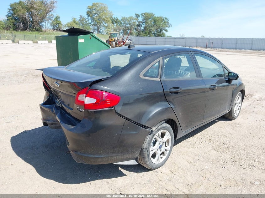 2012 FORD FIESTA SE · Фото 6