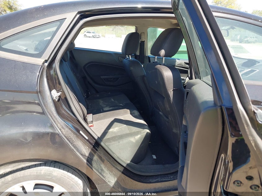 2012 FORD FIESTA SE · Фото 8