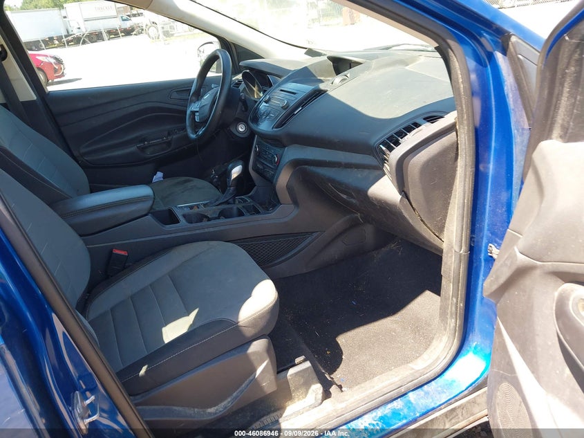 2017 FORD ESCAPE auction photo 5