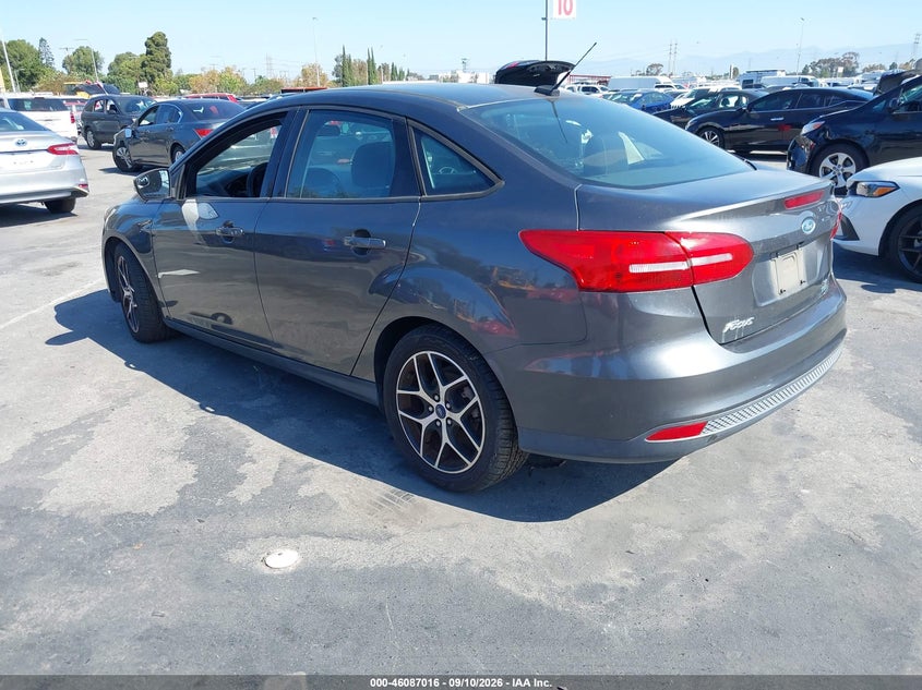 2017 FORD FOCUS auction photo 3