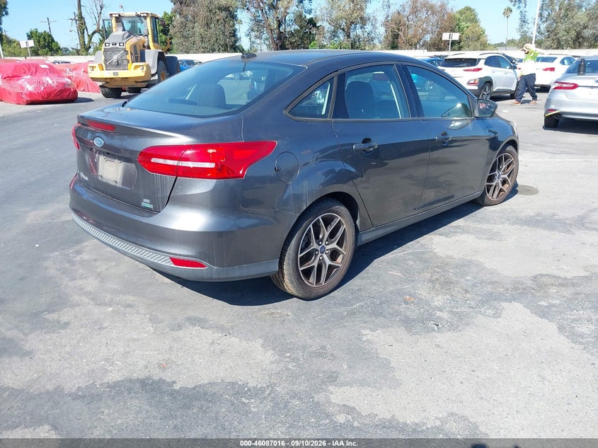 2017 FORD FOCUS auction photo 4