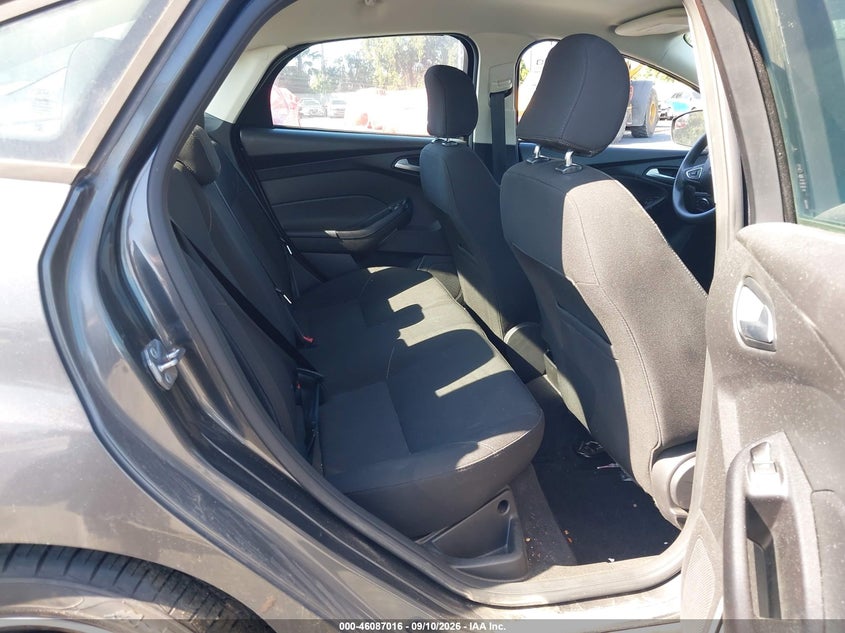 2017 FORD FOCUS auction photo 8
