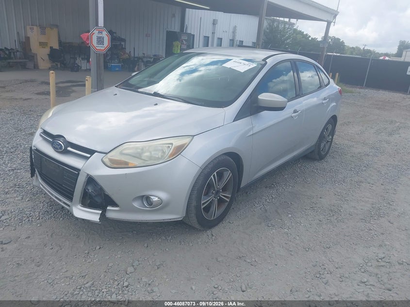 Vin: 1fahp3f24cl182383, lot: 46586681, ford focus se 20122