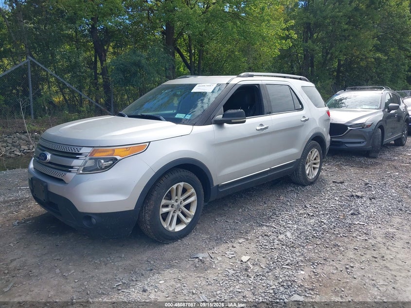 2011 FORD EXPLORER auction photo 2