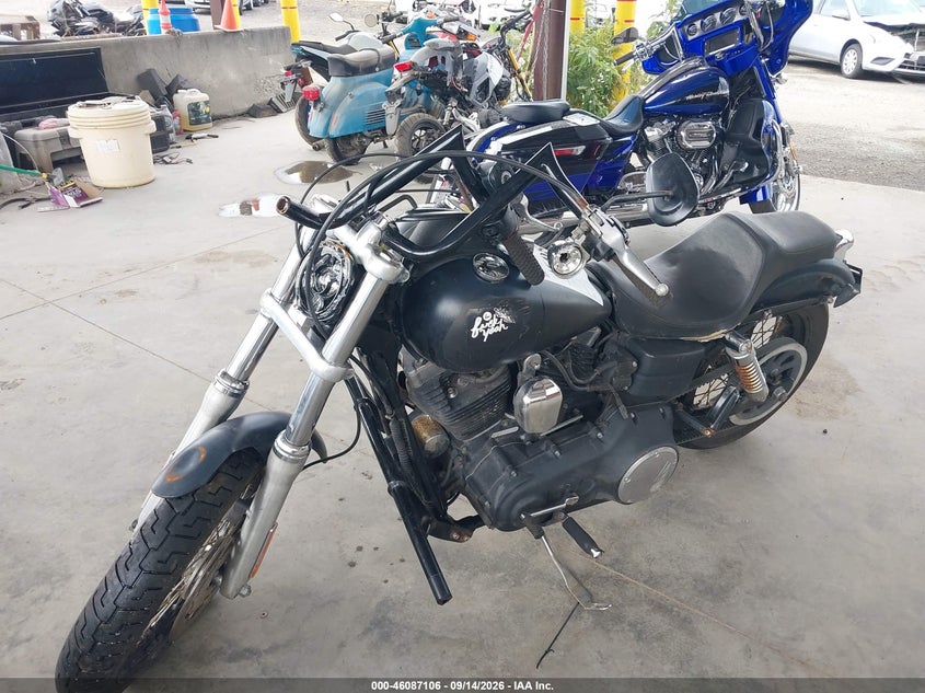 HARLEY-DAVIDSON FXDB 2012