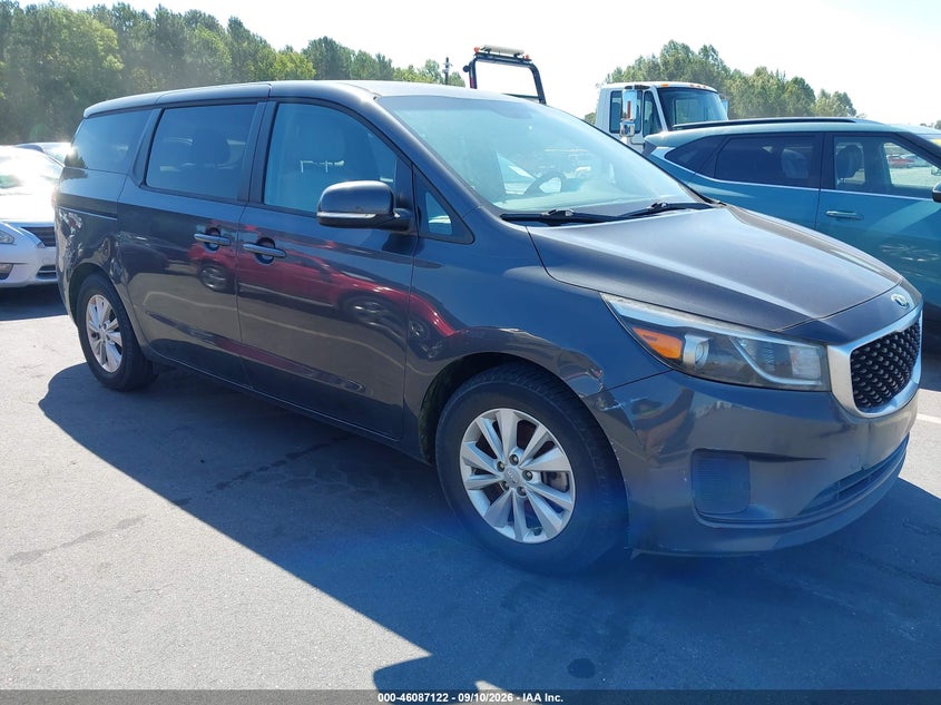 2017 KIA SEDONA auction photo 1