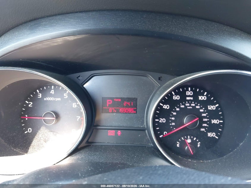 2017 KIA SEDONA auction photo 7