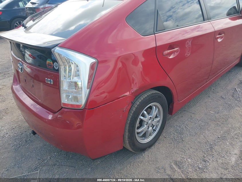 2011 TOYOTA PRIUS auction photo 6