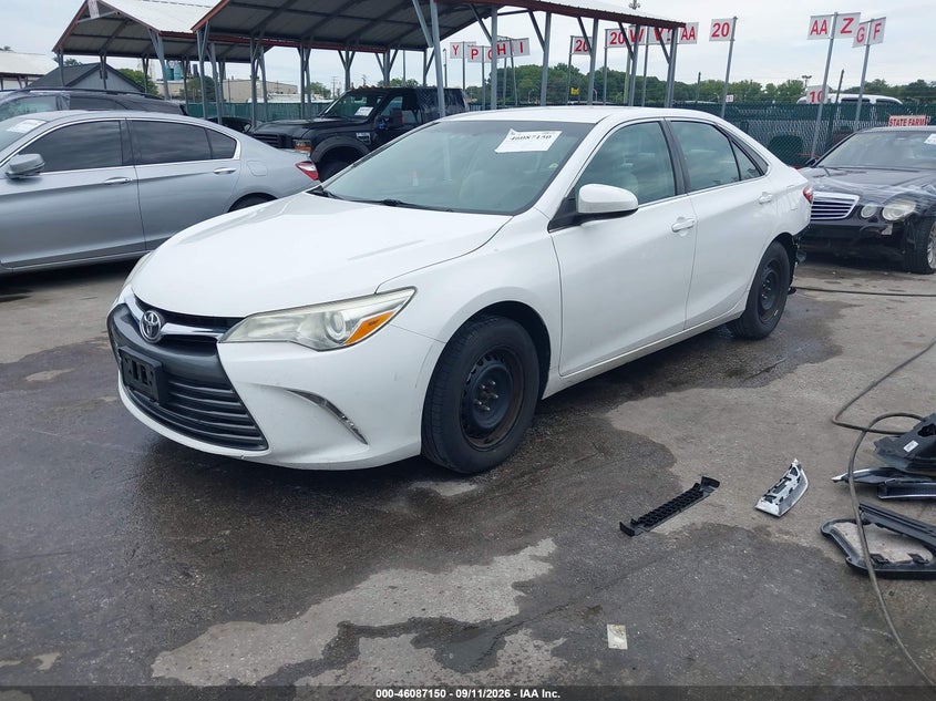 Vin: 4t1bf1fk2fu105643, lot: 46586757, toyota camry le 20152