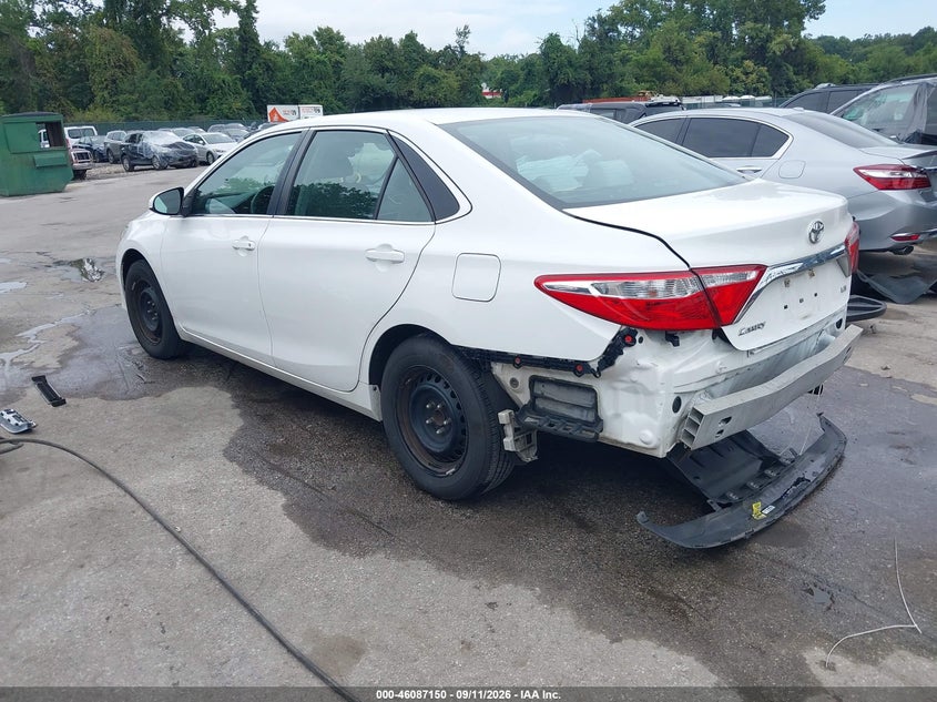 Vin: 4t1bf1fk2fu105643, lot: 46586757, toyota camry le 20153