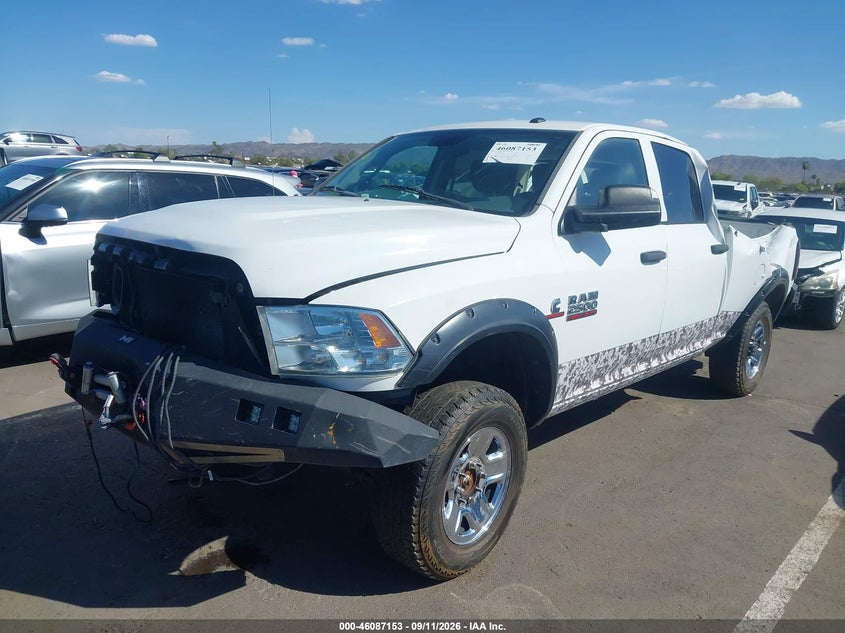 Vin: 3c6ur5cl1fg592319, lot: 46586760, ram 2500 tradesman 20152
