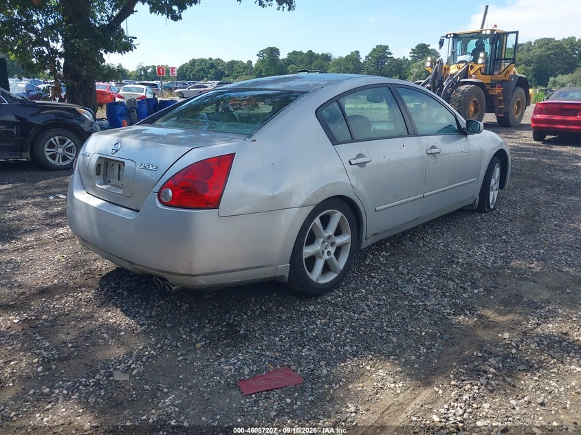 2004 NISSAN MAXIMA auction photo 4