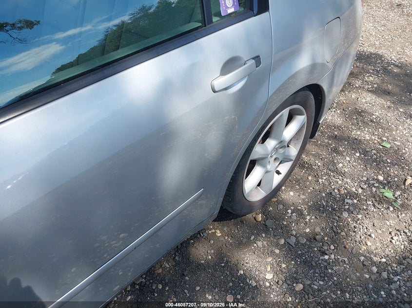 2004 NISSAN MAXIMA auction photo 6