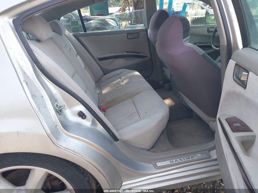 2004 NISSAN MAXIMA auction photo 8