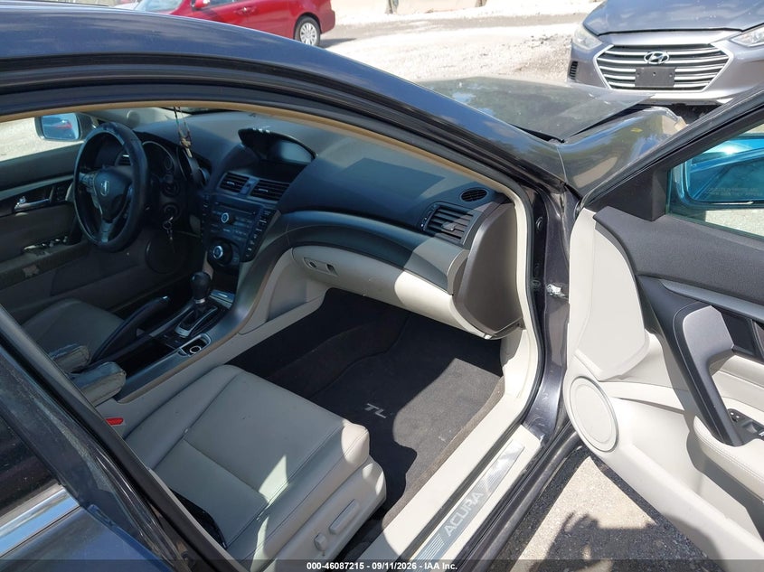 ACURA TL 2012 VIN 19UUA8F20CA021856