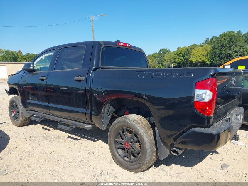 TOYOTA TUNDRA - zdjęcie 14